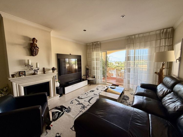 listing card gallery