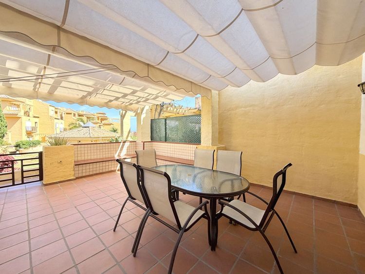 House | Resale in Cancelada in Cancelada, Costa del Sol - Photo 3