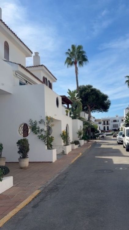 Townhouse in Cancelada in Cancelada, Estepona East, Costa del Sol - Photo 5