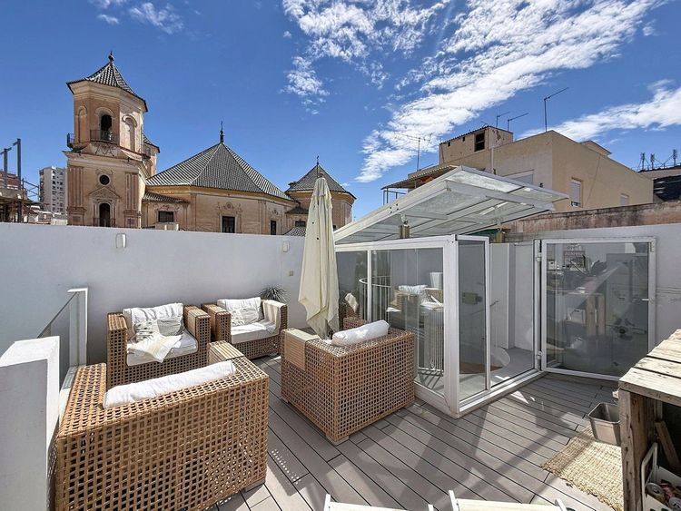 House | Resale in Málaga Centro in Málaga Centro, Málaga City, Costa del Sol - Photo 4