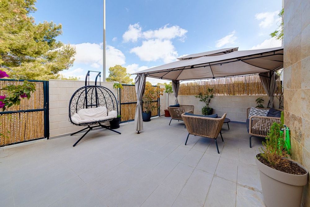 House | Resale in Orihuela Costa in Orihuela Costa, Costa Blanca - Main property photo