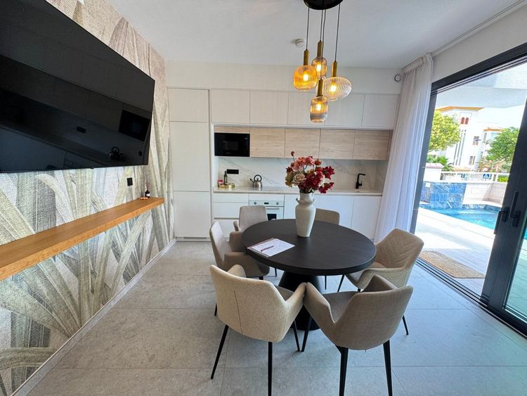 Apartment | Resale in Guardamar del Segura in Guardamar del Segura, Costa Blanca - Photo 4