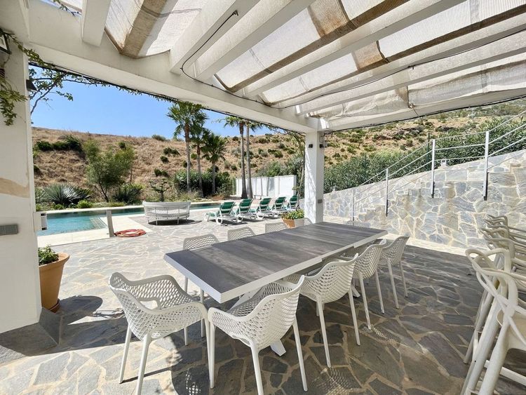 House | Resale in Mijas in Mijas Others, Costa del Sol - Photo 4