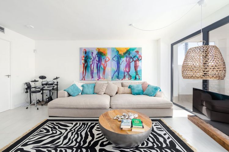 Apartment | Resale in Estepona in Estepona, Costa del Sol - Photo 3