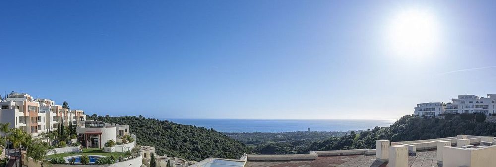 Apartment | Resale in Marbella in Marbella Others, Costa del Sol - Main property photo