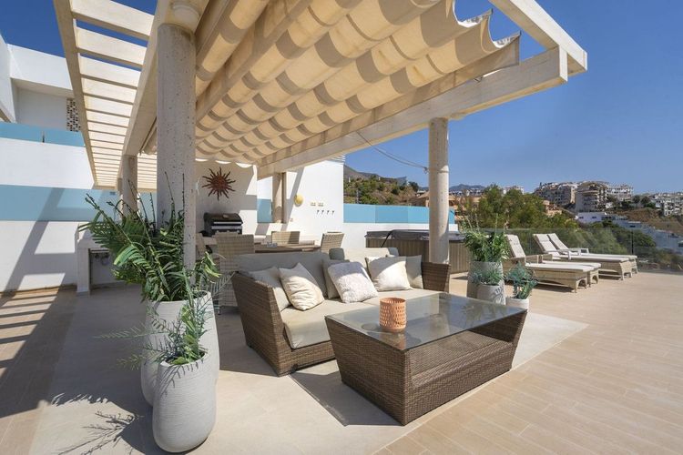 Penthouse | Resale in Fuengirola in Fuengirola Others, Costa del Sol - Photo 2