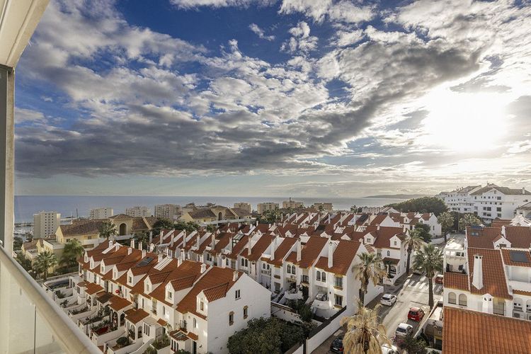 Apartment | Resale in Estepona in Estepona, Costa del Sol - Photo 3