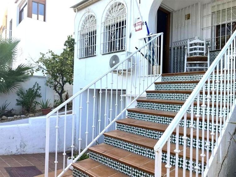 House | Resale in La Colina in La Colina, Costa del Sol - Photo 5