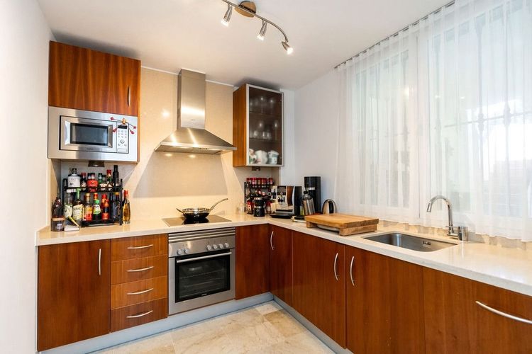Apartment | Resale in Benahavís in Benahavís Others, Costa del Sol - Photo 5