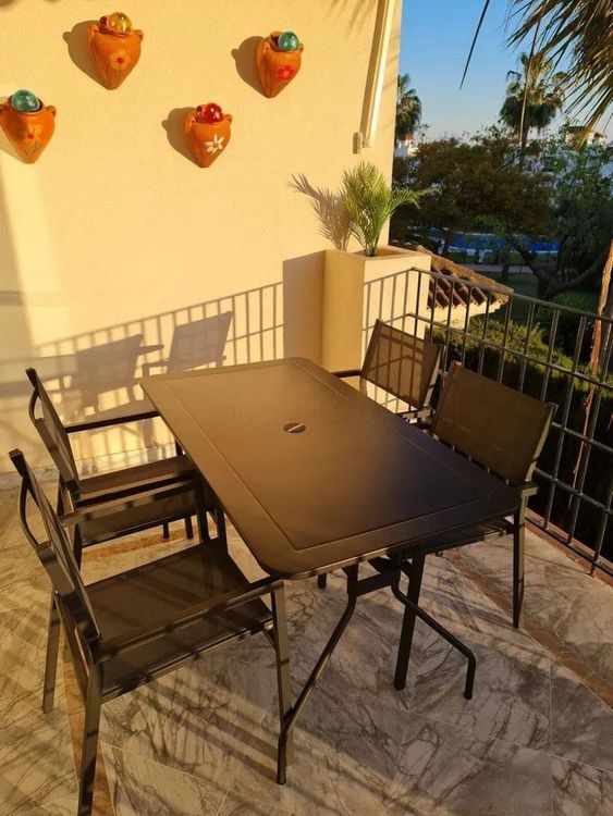 Apartment | Resale in Nueva Andalucía in Nueva Andalucía Others, Costa del Sol - Photo 5