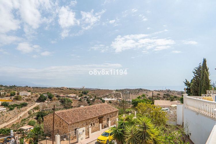 House | Resale in Benajarafe in Benajarafe, Benajarafe - Almayate Bajo, Costa del Sol - Photo 5