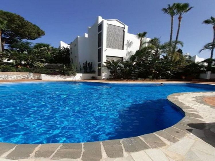 Apartment | Resale in Cabopino in Cabopino, Costa del Sol - Photo 4