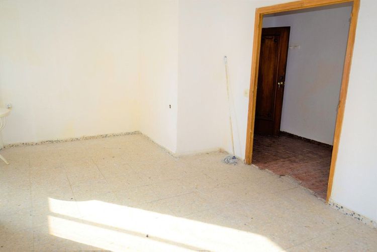 Apartment | Resale in Guardamar del Segura in Guardamar del Segura, Costa Blanca - Photo 4