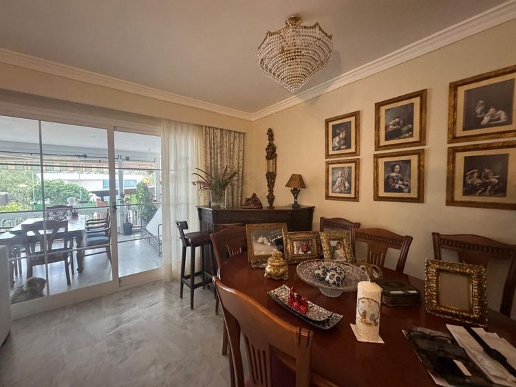 House | Resale in Atalaya in Atalaya, Costa del Sol - Photo 4