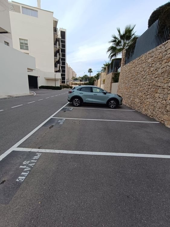 Apartment | Resale in Villajoyosa in Villajoyosa, Costa Blanca - Photo 3