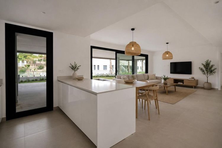 Apartment | Resale in Marbella in Marbella Others, Costa del Sol - Photo 4