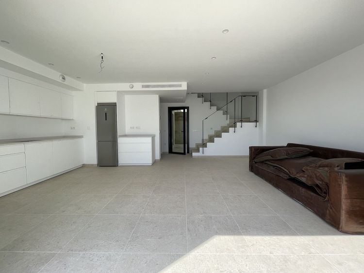 House | Resale in Torrox Costa in Torrox Costa, Costa del Sol - Photo 3