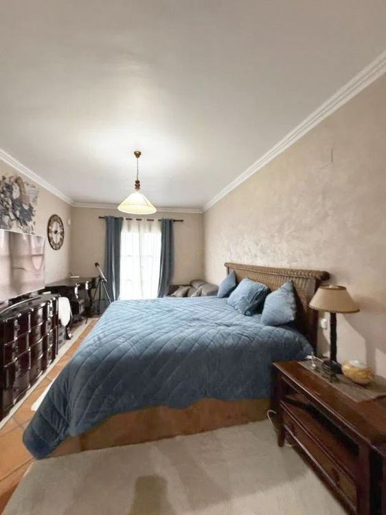 House | Resale in San Roque in San Roque, Costa del Sol - Photo 4