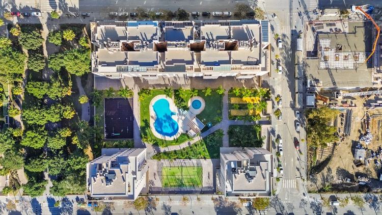 Penthouse | Resale in Torre del Mar in Torre del Mar, Costa del Sol - Photo 2