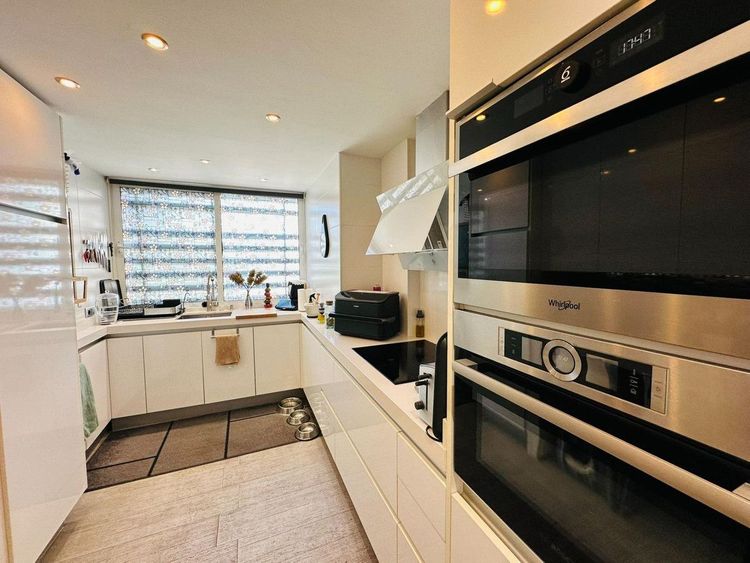 Apartment | Resale in Fuengirola in Fuengirola Others, Costa del Sol - Photo 5