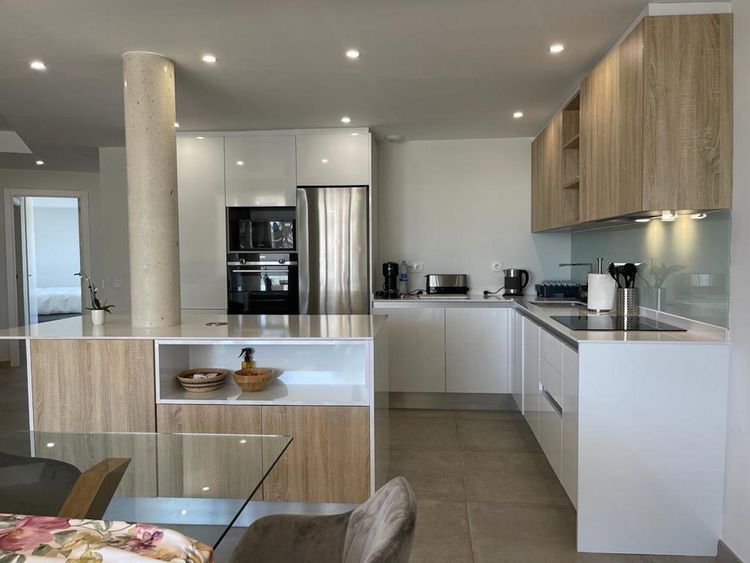 Apartment | Resale in New Golden Mile in New Golden Mile, Costa del Sol - Photo 5