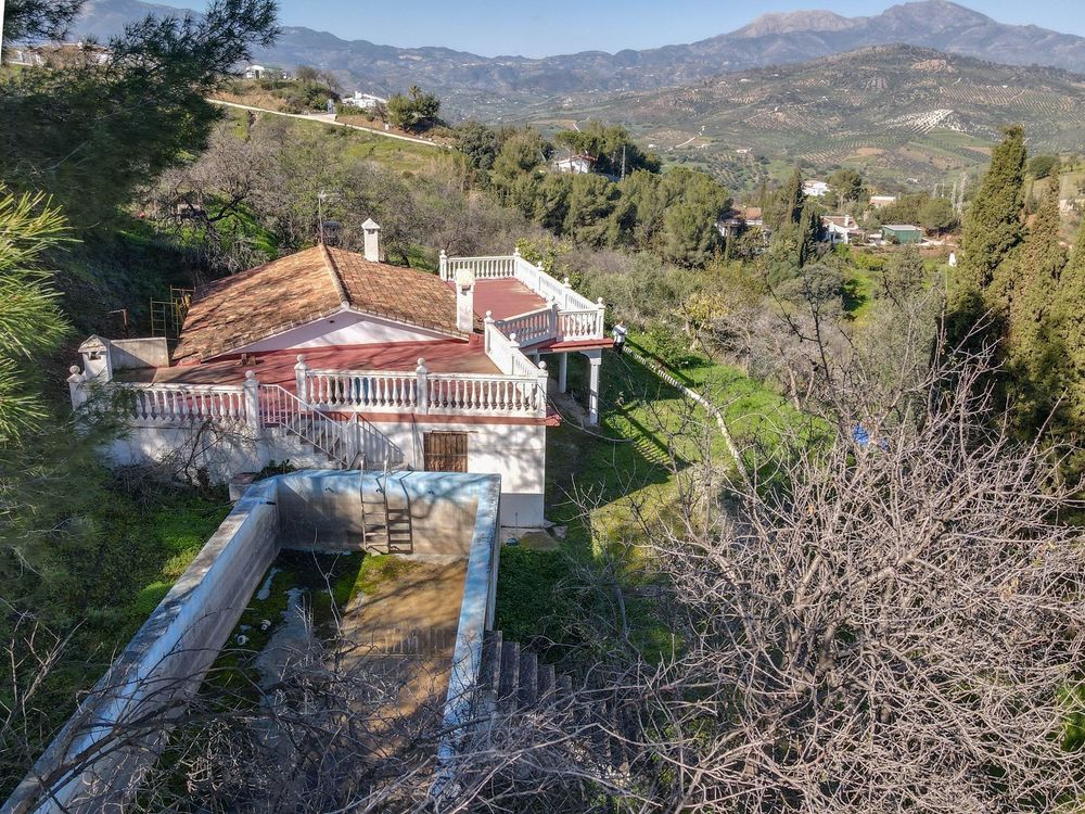 House | Resale in Guaro in Guaro, Costa del Sol - Main property photo