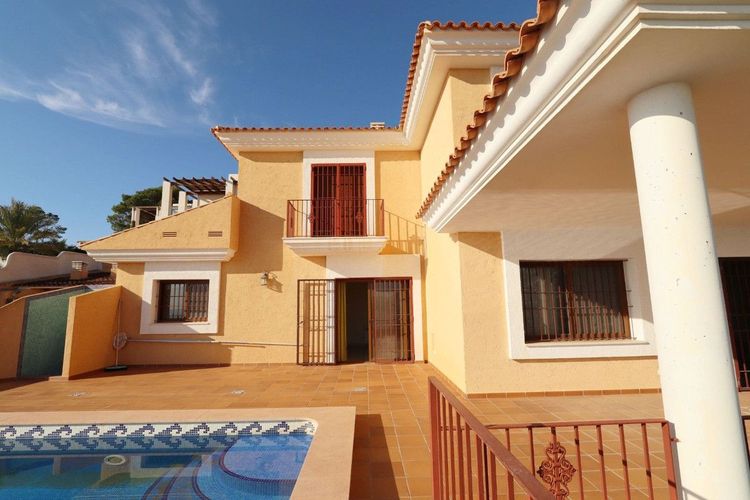 House | Resale in Altea in Altea, Costa Blanca - Photo 5