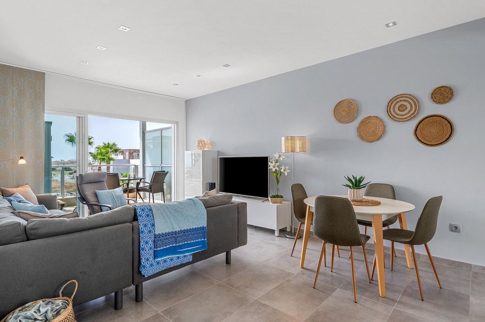 House | Resale in Punta Prima in Punta Prima, Costa Blanca - Main property photo