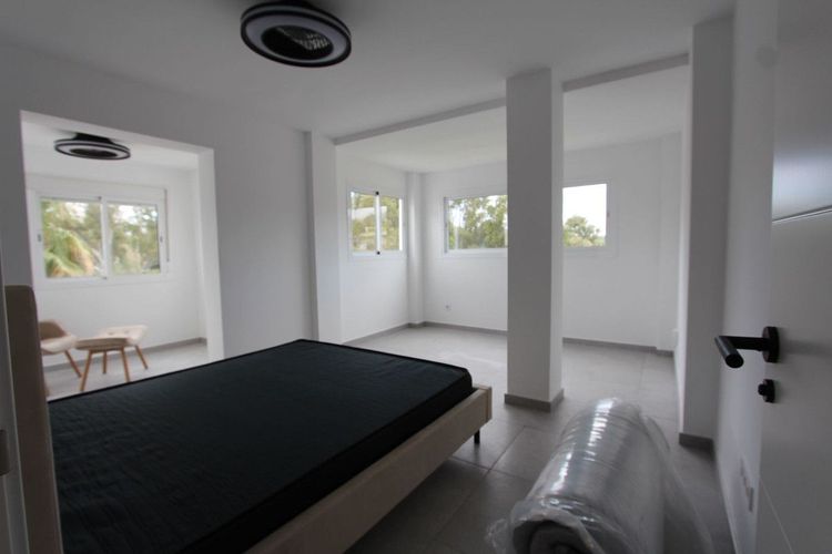 Penthouse | Resale in Elviria in Elviria, Costa del Sol - Photo 5