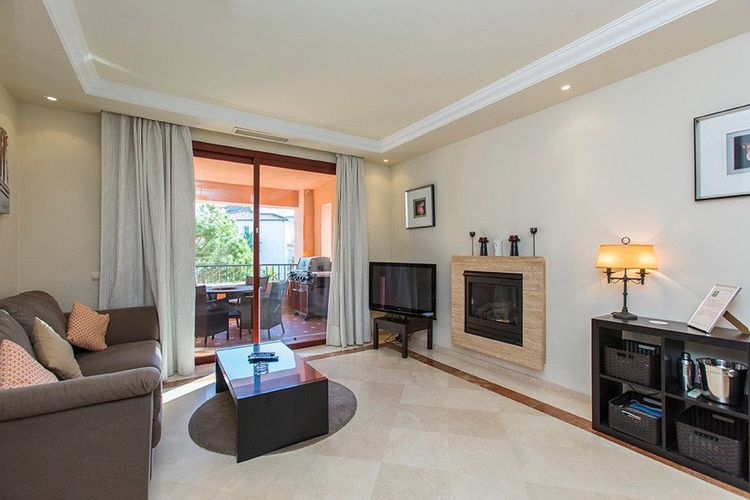 Apartment in Marbella in Marbella Others, Marbella, Costa del Sol - Photo 3