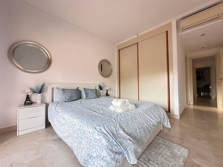 Apartment | Resale in Estepona in Estepona, Costa del Sol - Photo 4