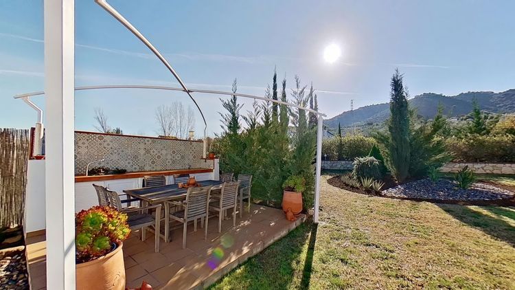 House | Resale in Coín in Coín, Costa del Sol - Photo 3