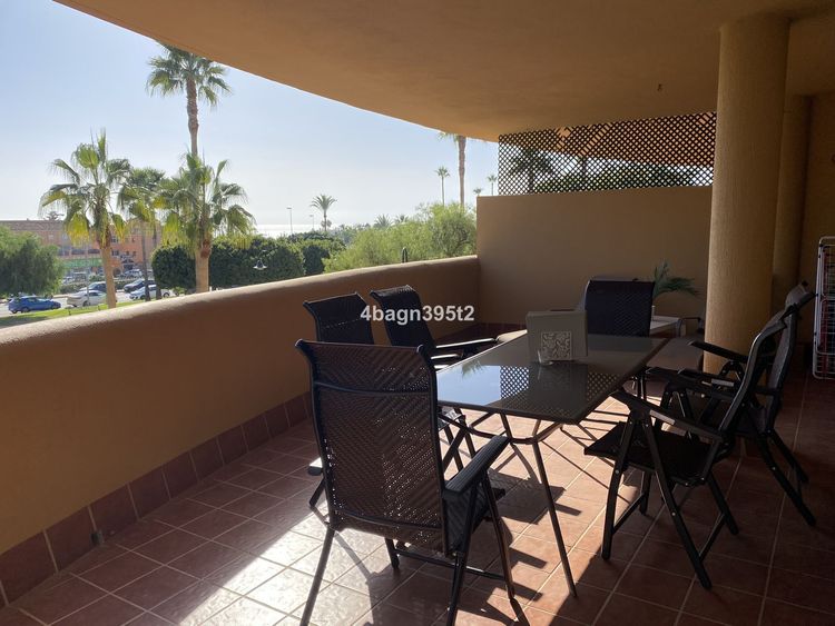 Apartment | Resale in La Cala de Mijas in La Cala de Mijas, Costa del Sol - Photo 3