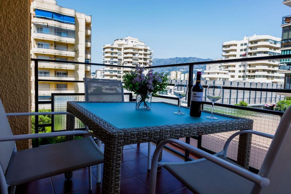Apartment | Resale in Fuengirola in Fuengirola Others, Costa del Sol - Main property photo