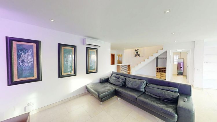 House | Resale in Torrox in Torrox, Costa del Sol - Photo 5