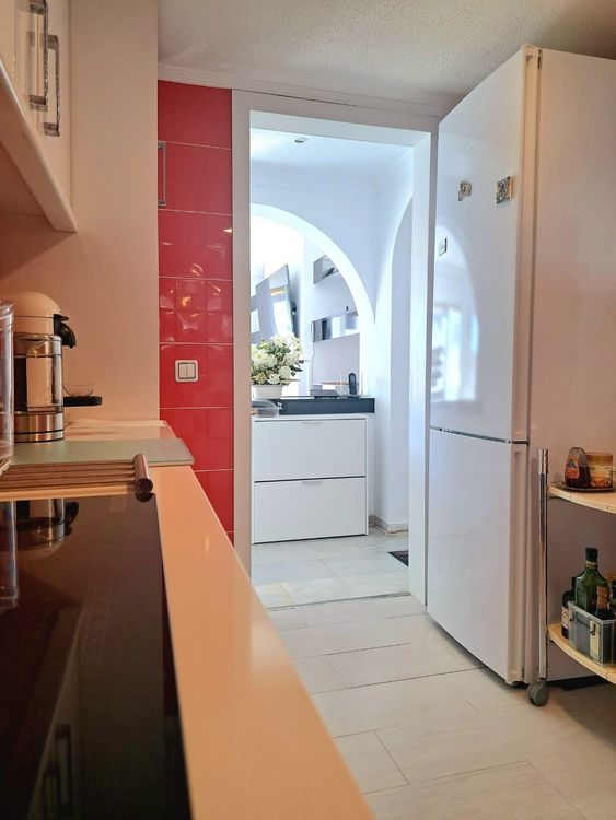 Apartment | Resale in Nueva Andalucía in Nueva Andalucía, Costa del Sol - Photo 5