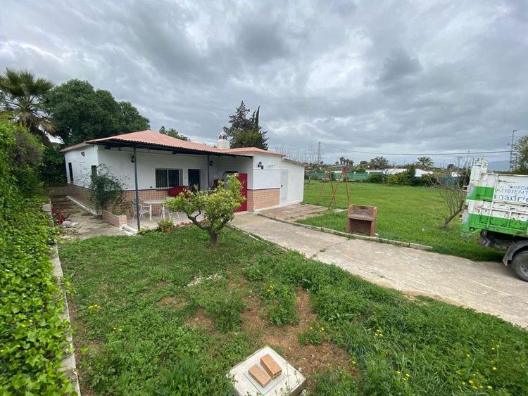 House | Resale in Cártama in Cártama, Costa del Sol - Photo 2