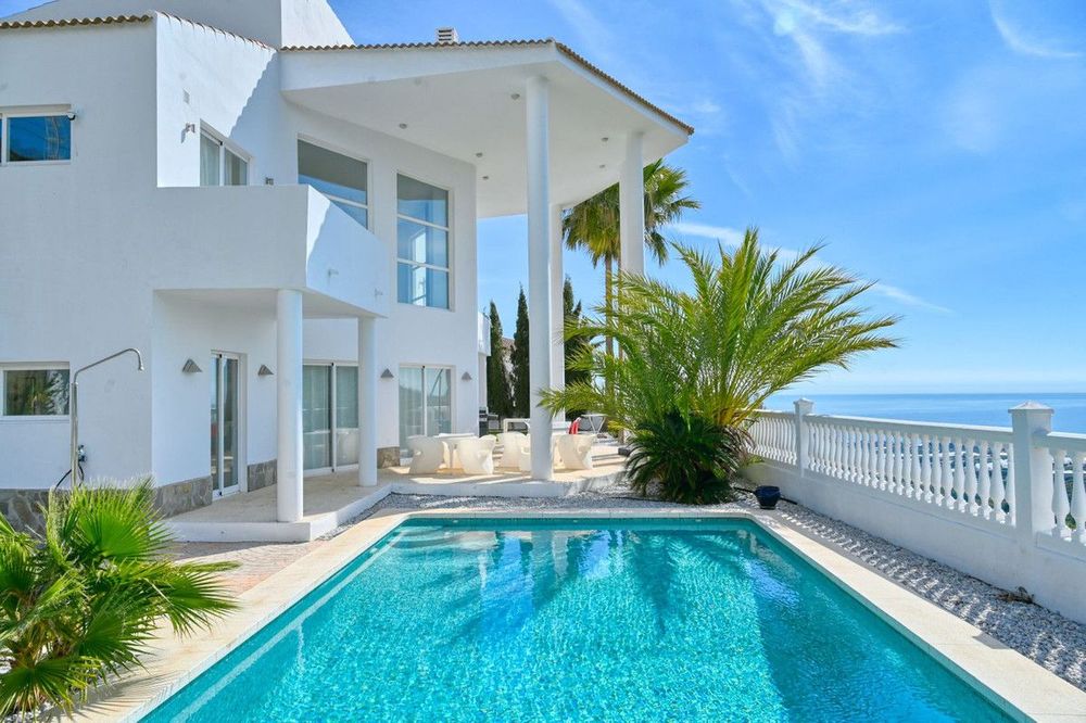 House | Resale in Algarrobo in Algarrobo, Costa del Sol - Main property photo