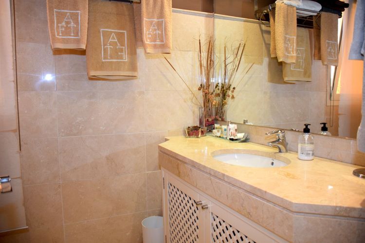 Apartment | Resale in Río Real in Río Real, Costa del Sol - Photo 4