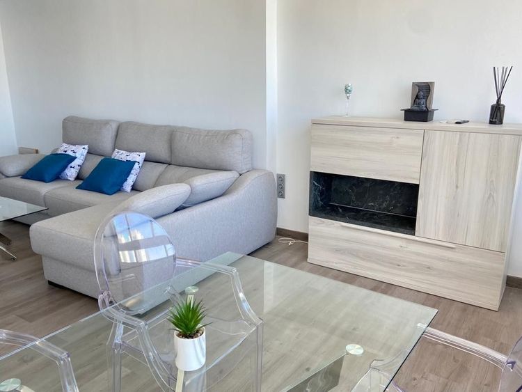 Apartment | Resale in Benidorm in Benidorm, Costa Blanca - Photo 3